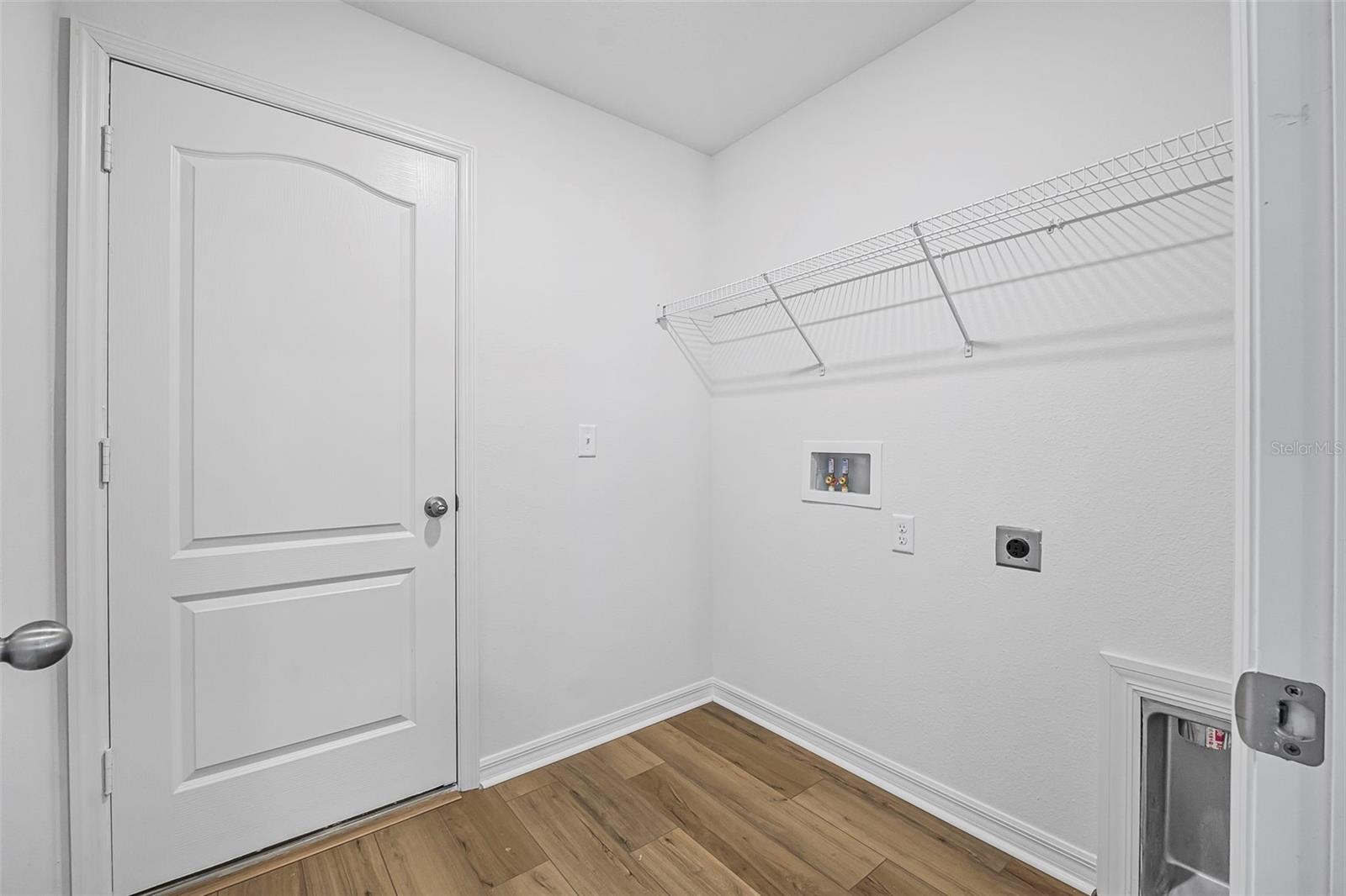 1481 AMY CIR, DELTONA, FL, 32738