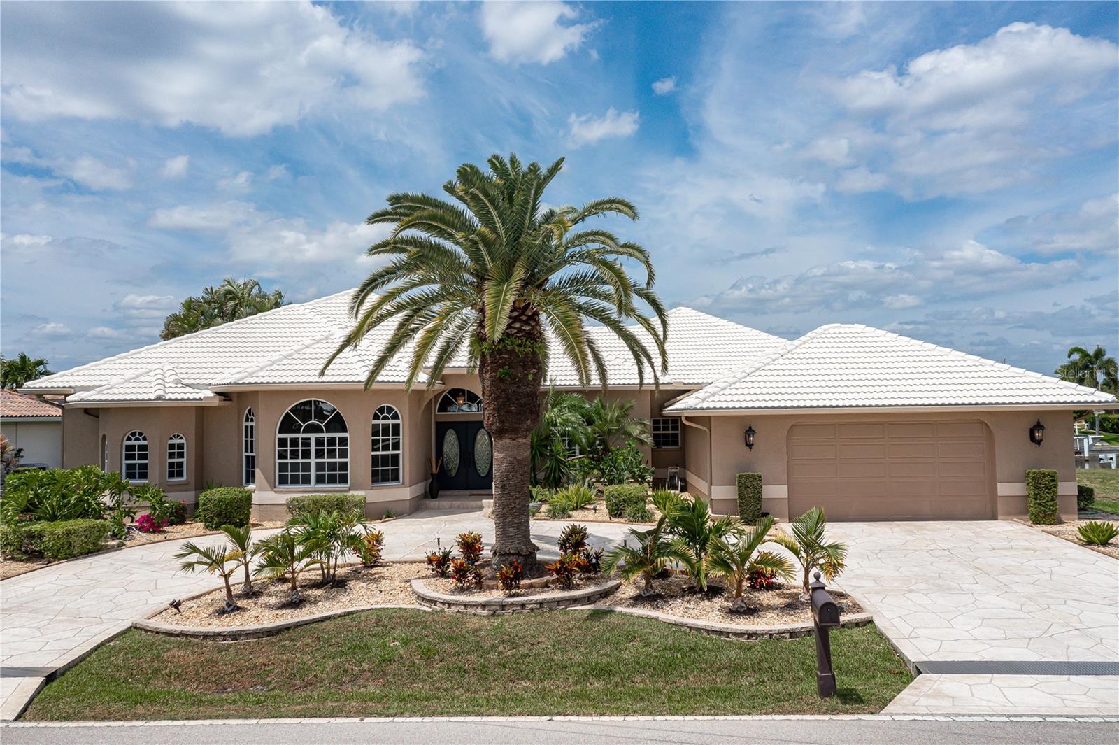 920 VIA TRIPOLI, PUNTA GORDA, FL, 33950