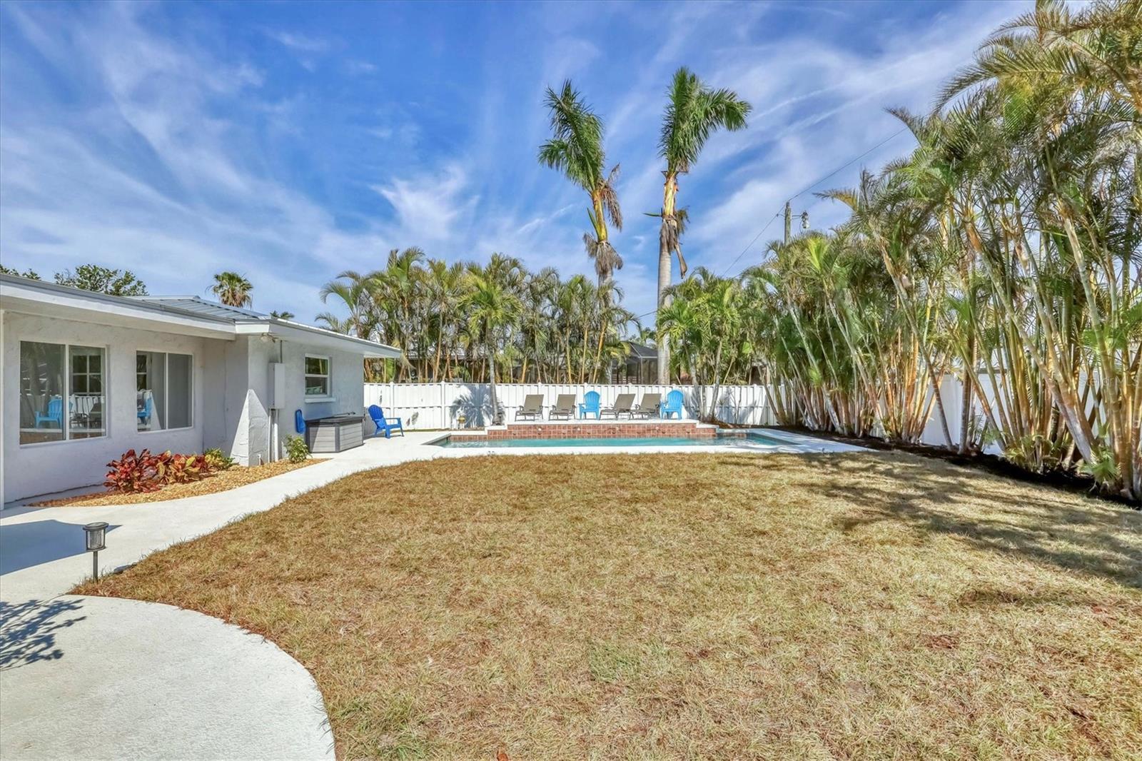 6429 HOLLYWOOD BLVD, SARASOTA, FL, 34231