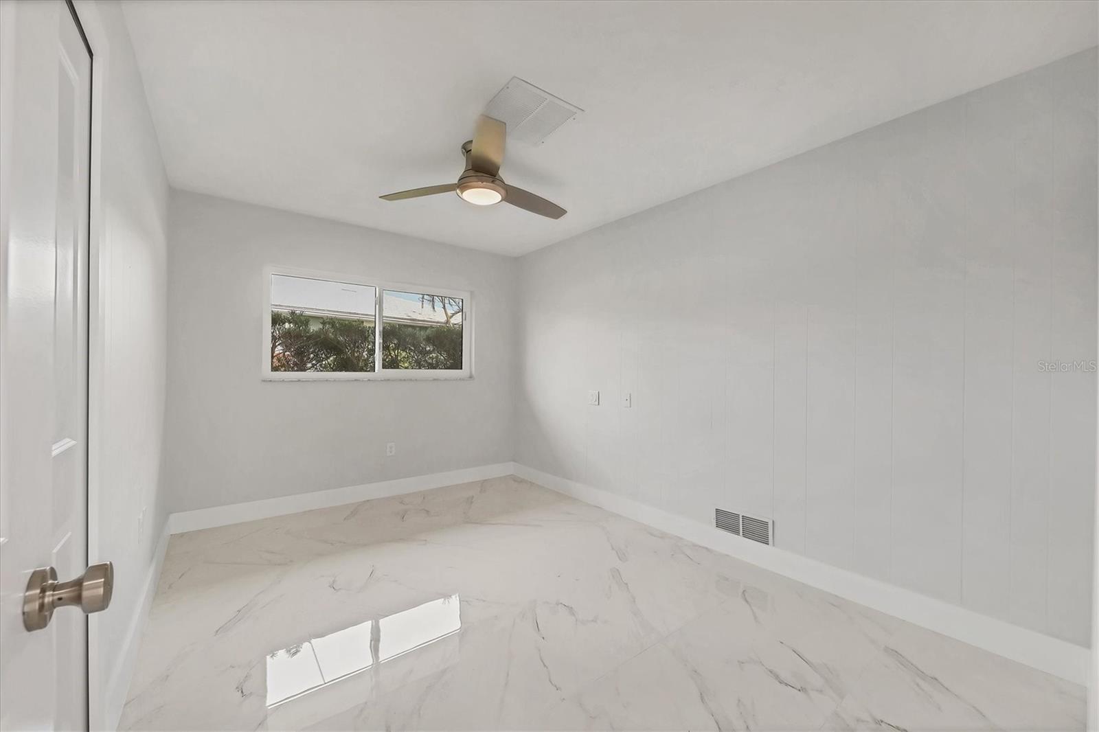 6429 HOLLYWOOD BLVD, SARASOTA, FL, 34231