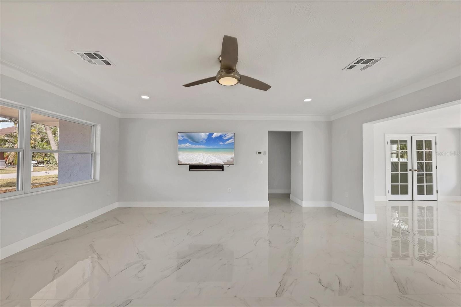 6429 HOLLYWOOD BLVD, SARASOTA, FL, 34231