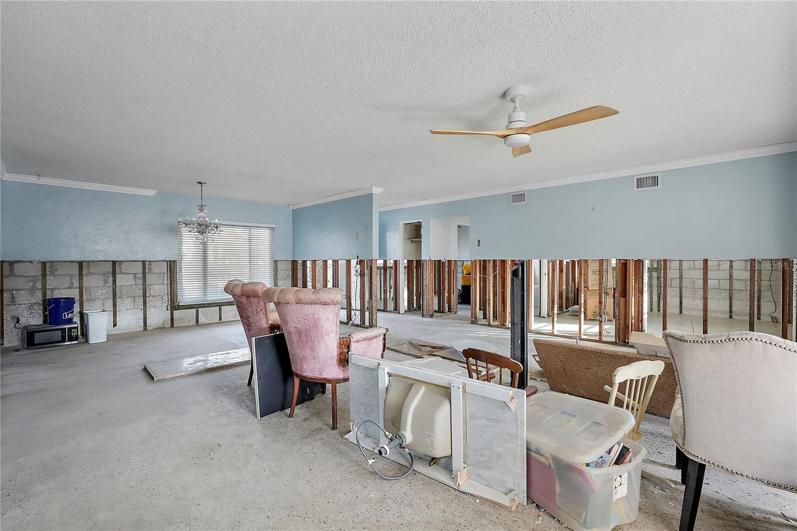 10128 PARADISE BLVD, TREASURE ISLAND, FL, 33706