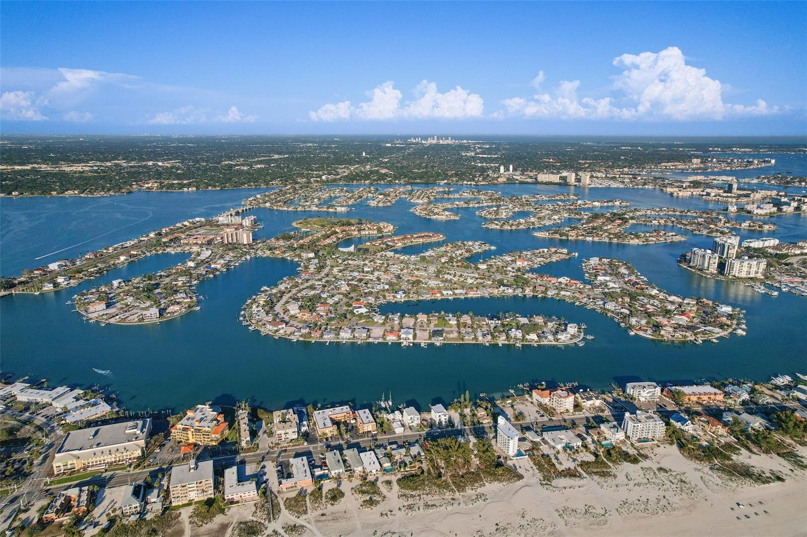 10128 PARADISE BLVD, TREASURE ISLAND, FL, 33706