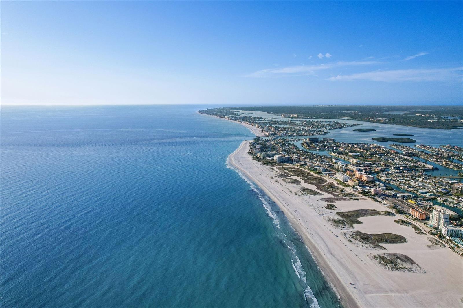 10128 PARADISE BLVD, TREASURE ISLAND, FL, 33706