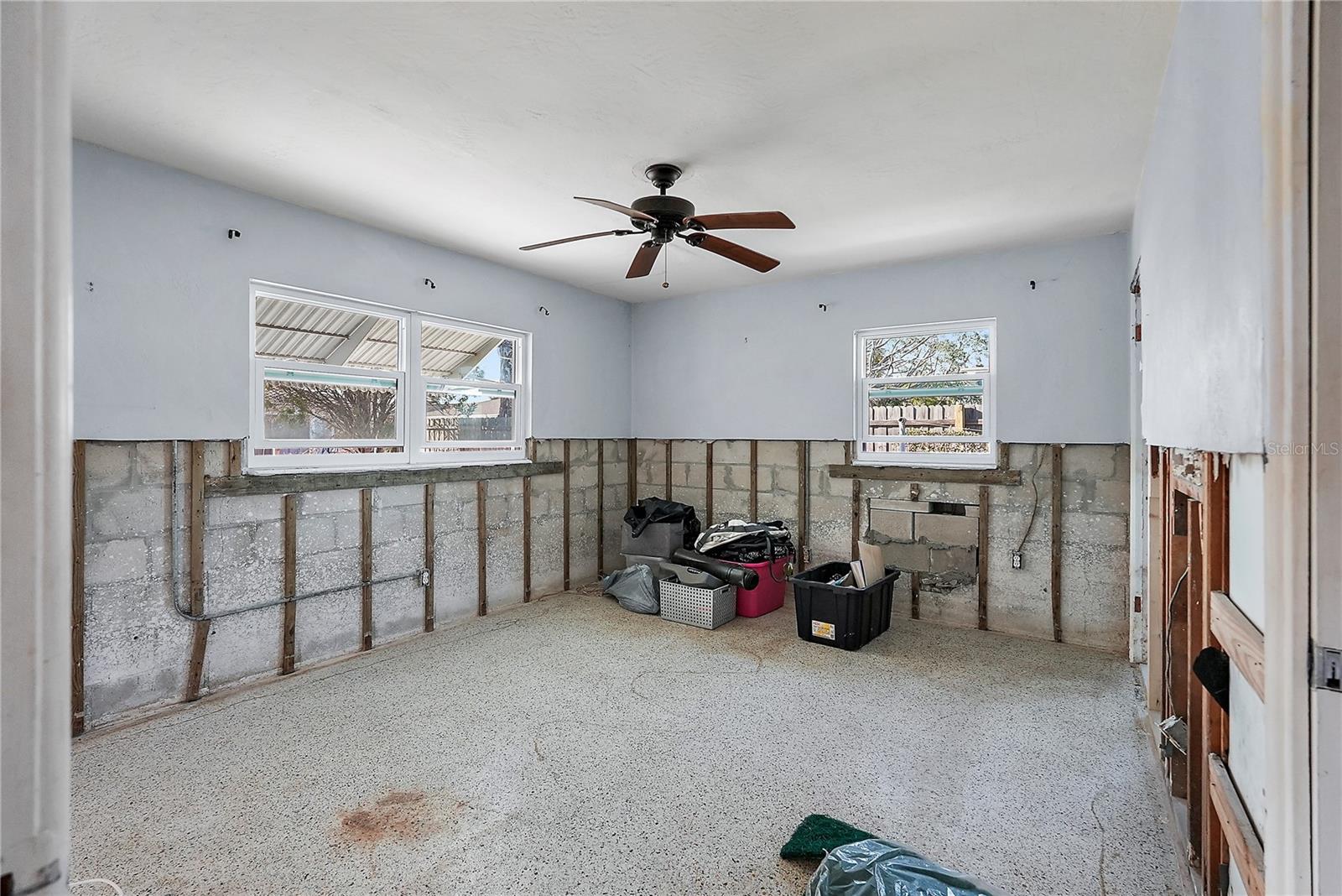 10128 PARADISE BLVD, TREASURE ISLAND, FL, 33706