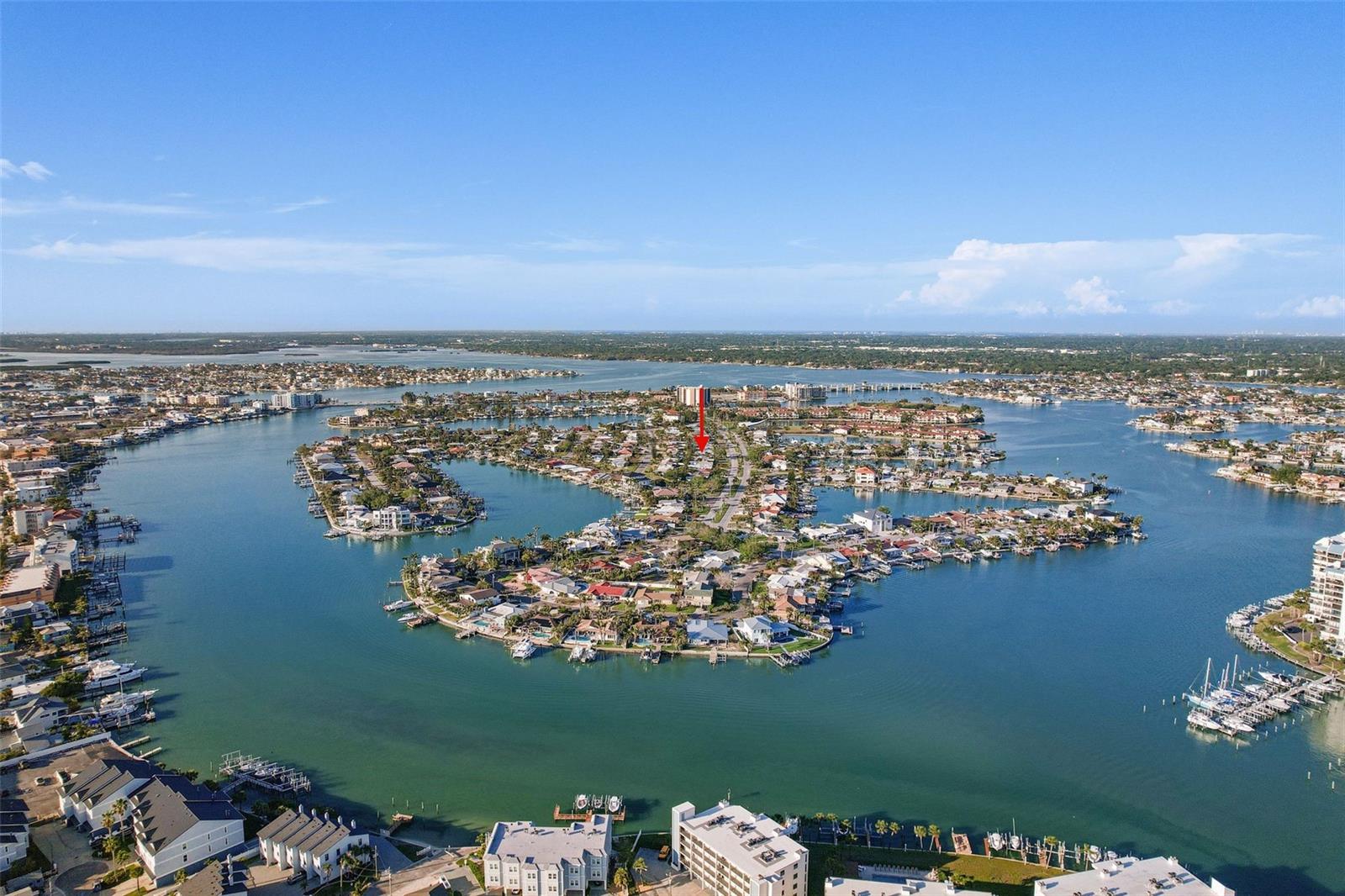 10128 PARADISE BLVD, TREASURE ISLAND, FL, 33706