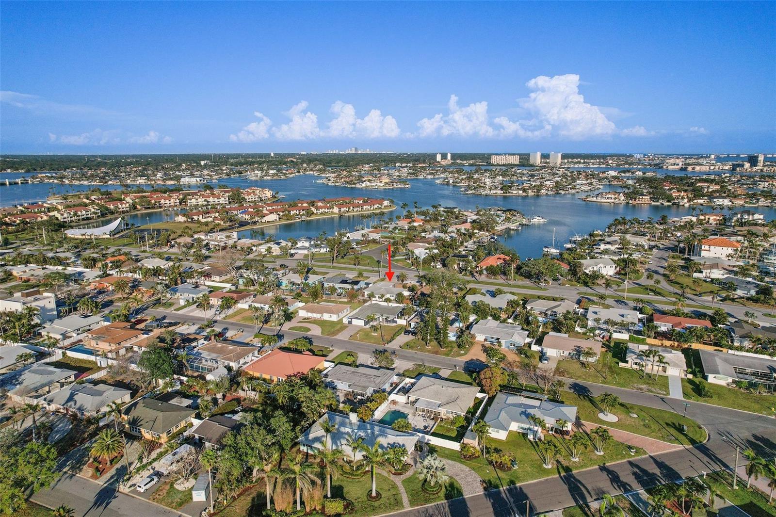 10128 PARADISE BLVD, TREASURE ISLAND, FL, 33706