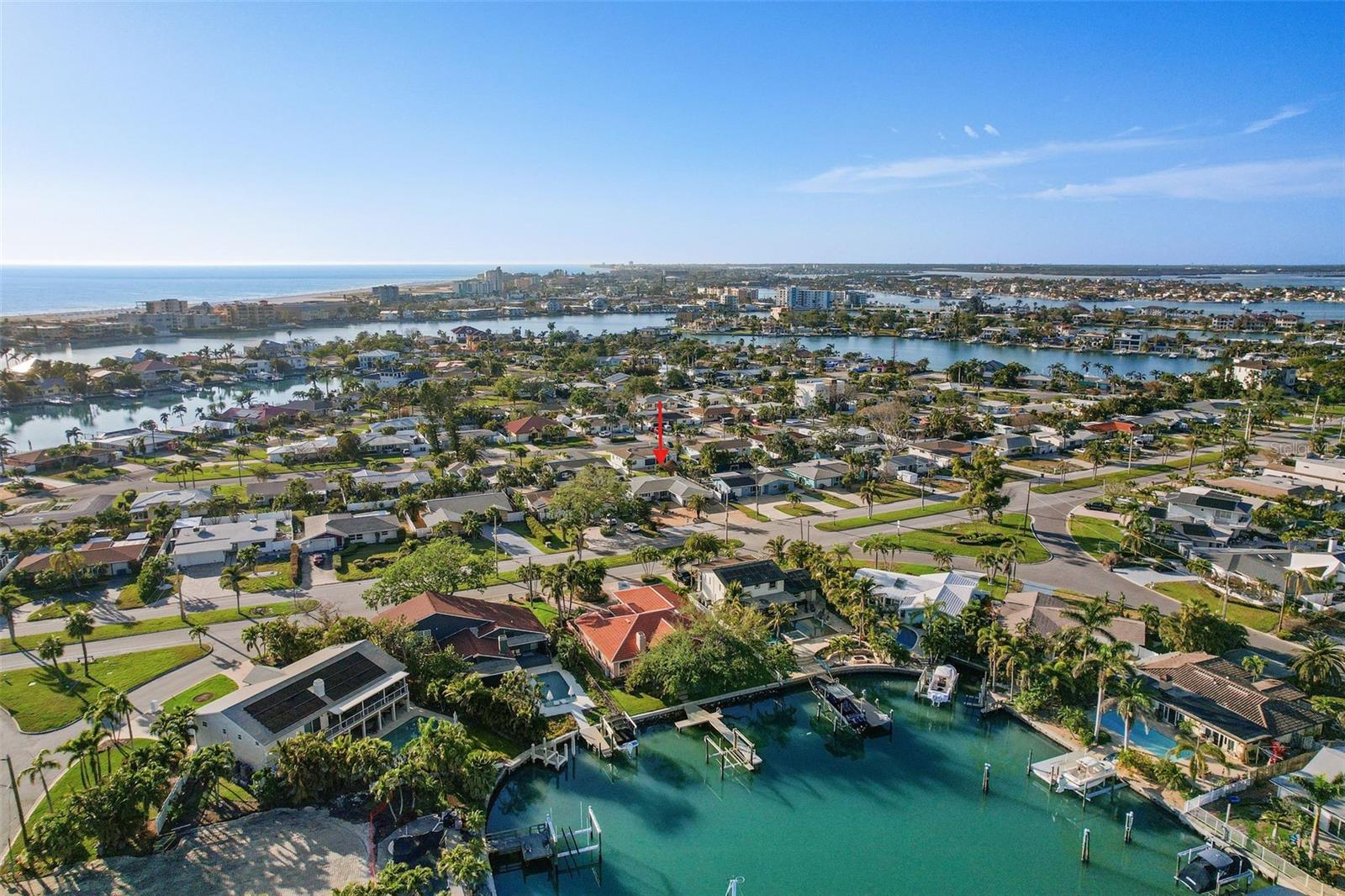 10128 PARADISE BLVD, TREASURE ISLAND, FL, 33706