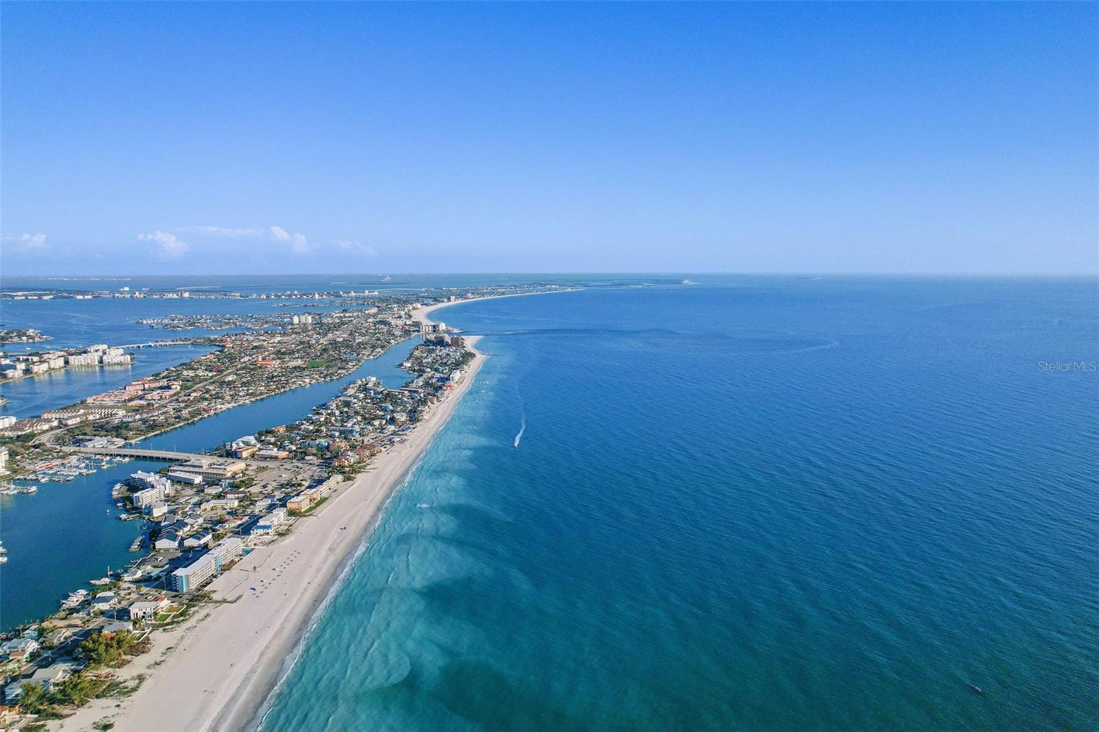 10128 PARADISE BLVD, TREASURE ISLAND, FL, 33706