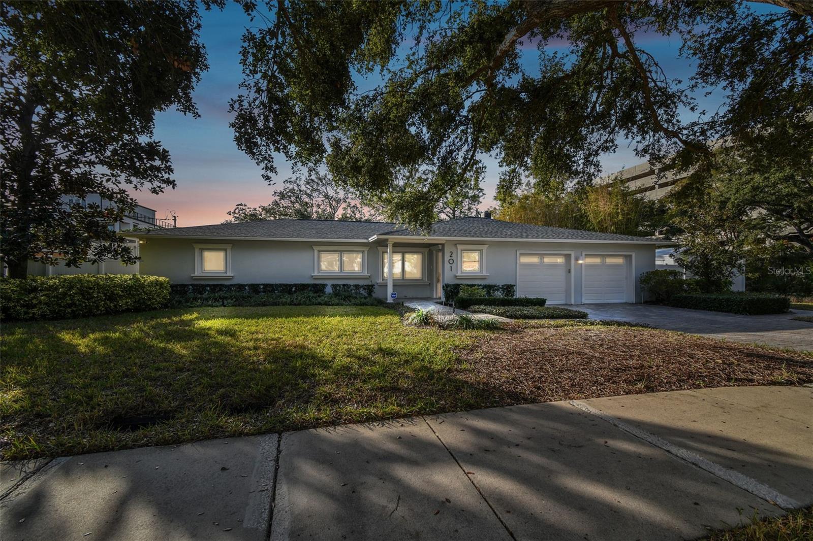 201 S SHORE CREST DR, TAMPA, FL, 33609