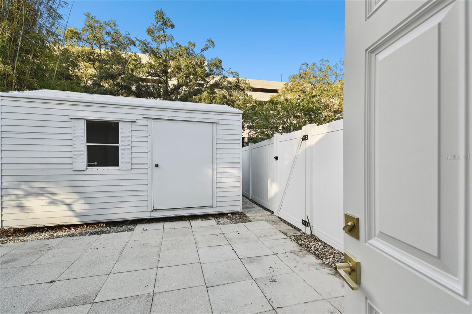 201 S SHORE CREST DR, TAMPA, FL, 33609