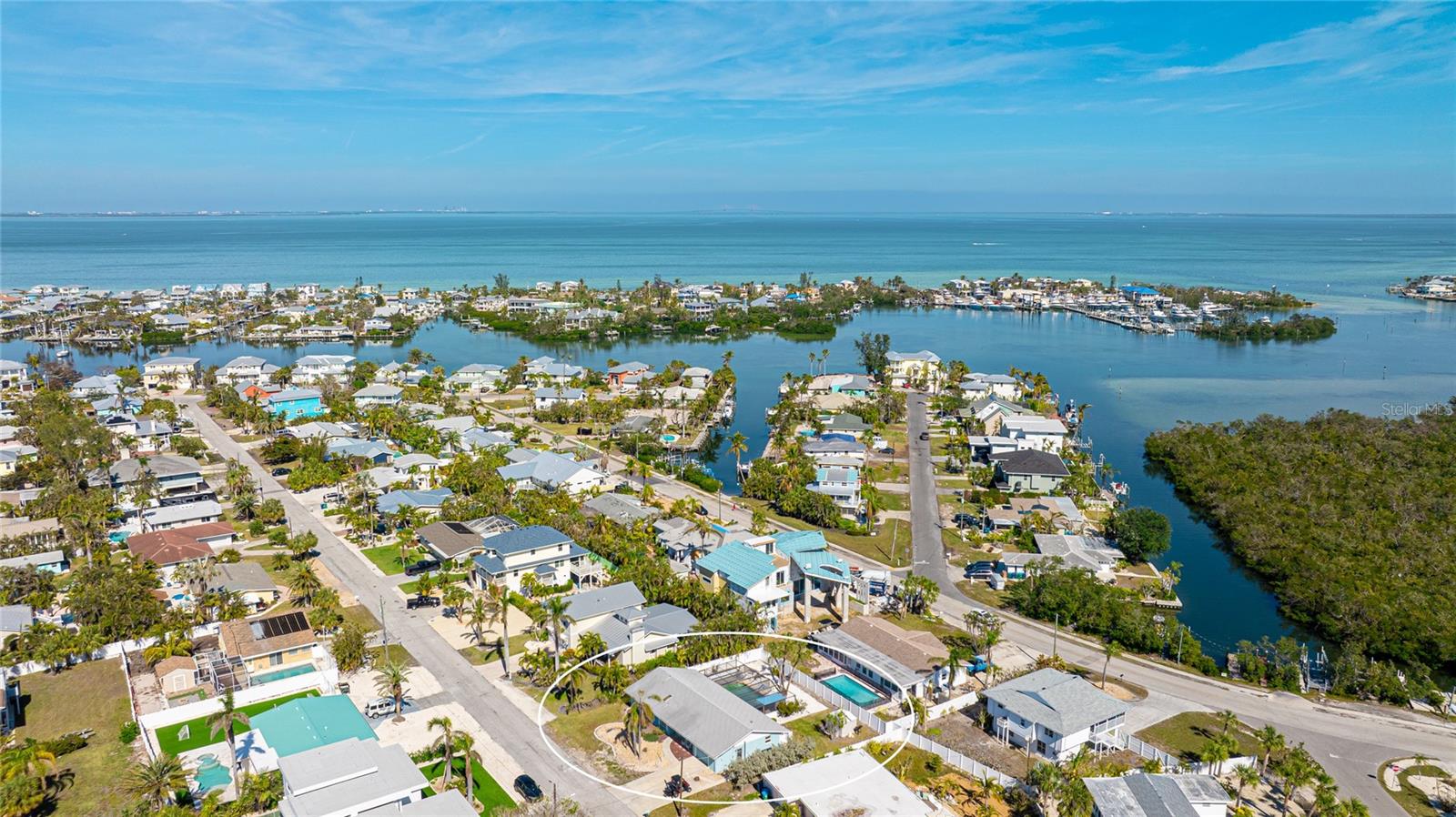 211 84TH ST, HOLMES BEACH, FL, 34217