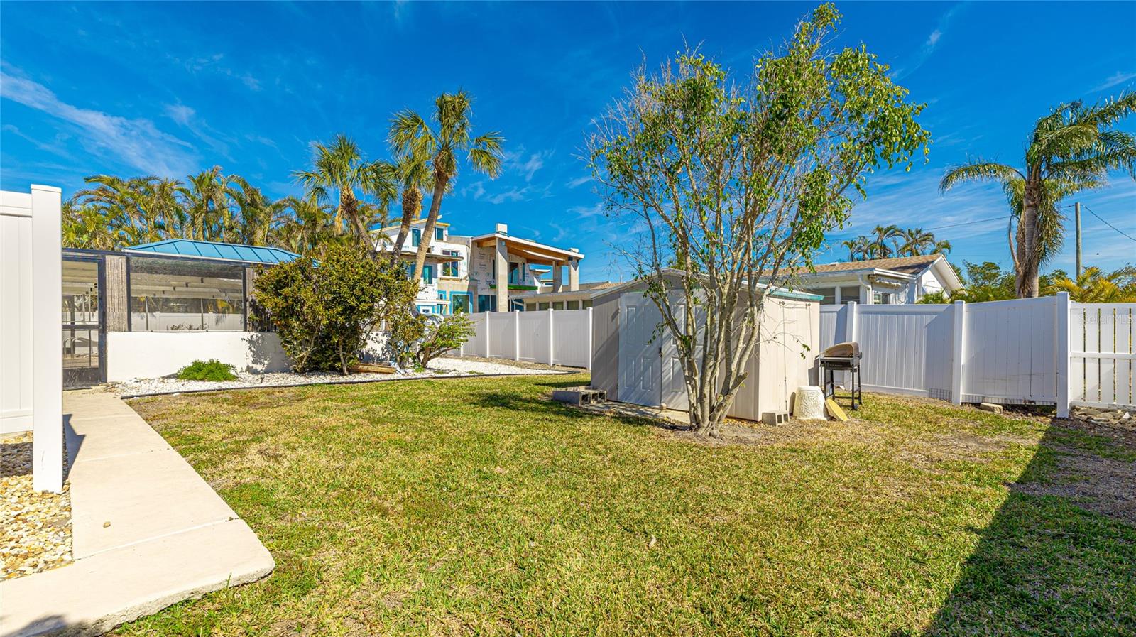 211 84TH ST, HOLMES BEACH, FL, 34217