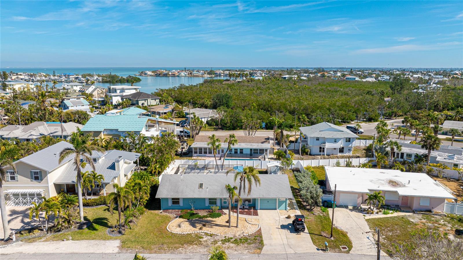 211 84TH ST, HOLMES BEACH, FL, 34217