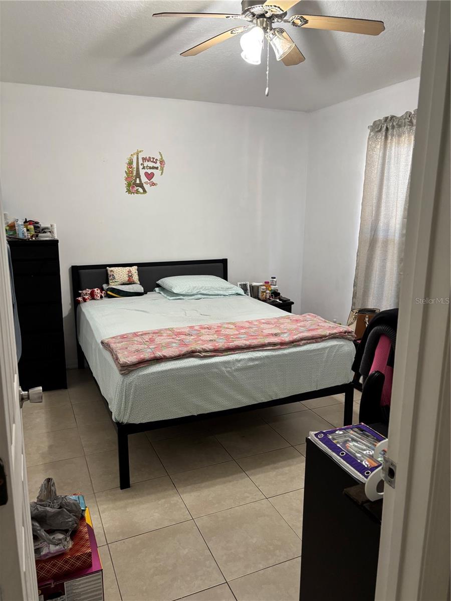 540 E MINNEOLA AVE, CLERMONT, FL, 34711