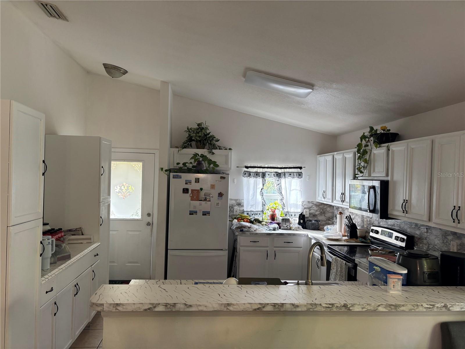 540 E MINNEOLA AVE, CLERMONT, FL, 34711