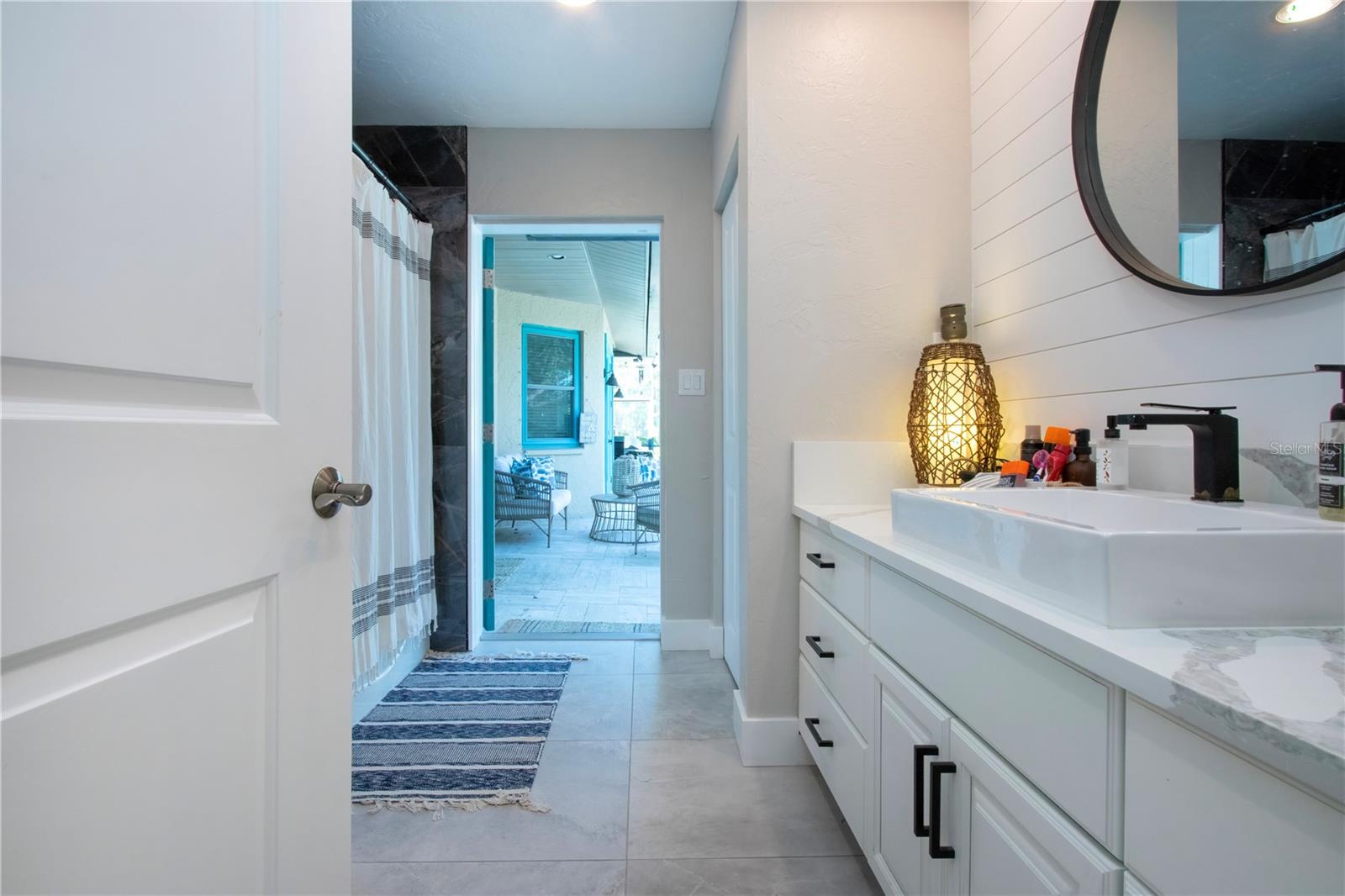 4517 N LAKE DR, SARASOTA, FL, 34232