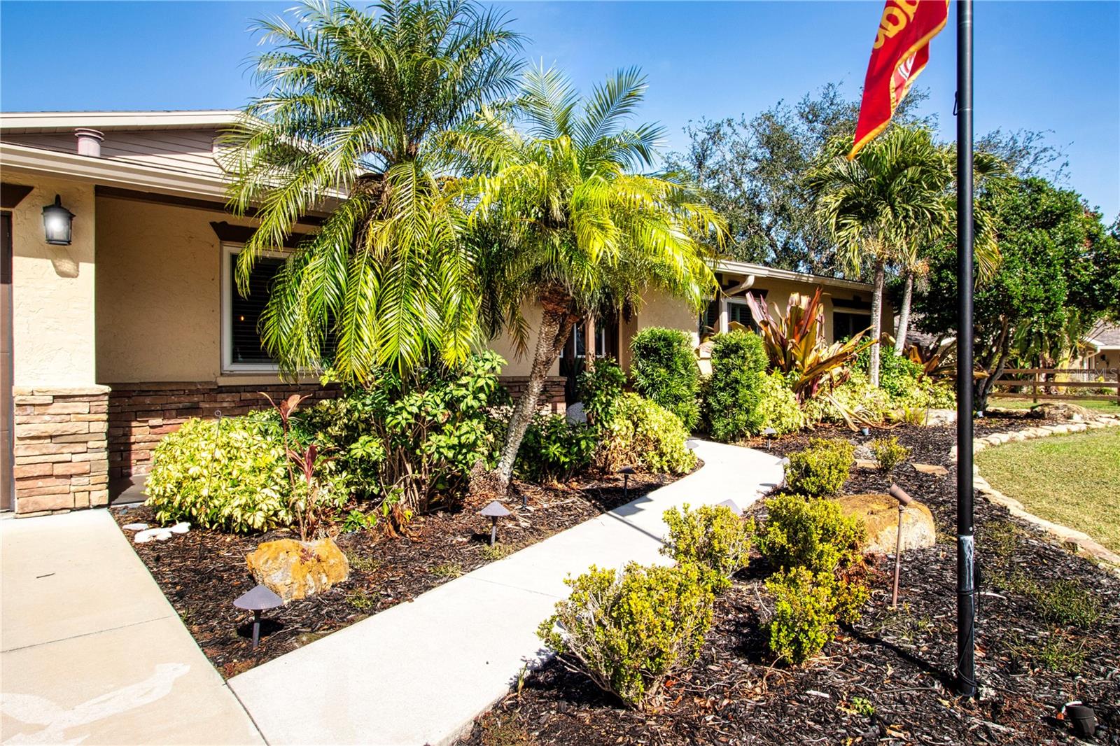 4517 N LAKE DR, SARASOTA, FL, 34232