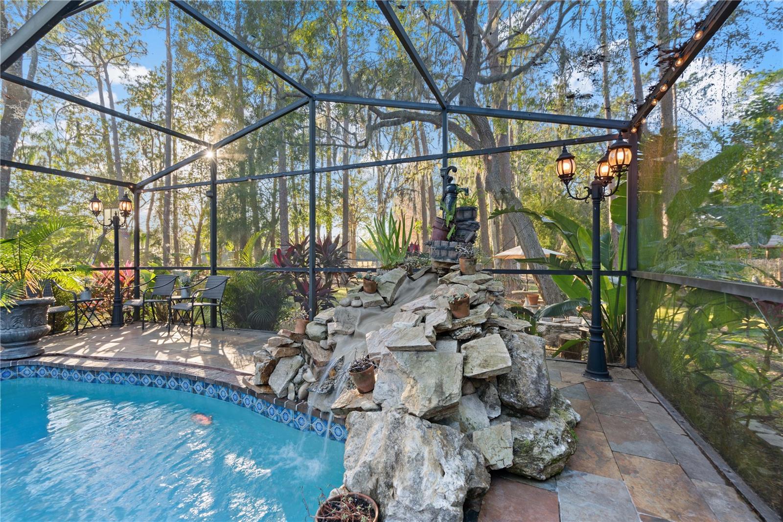 14926 LAKE FOREST DR, LUTZ, FL, 33559