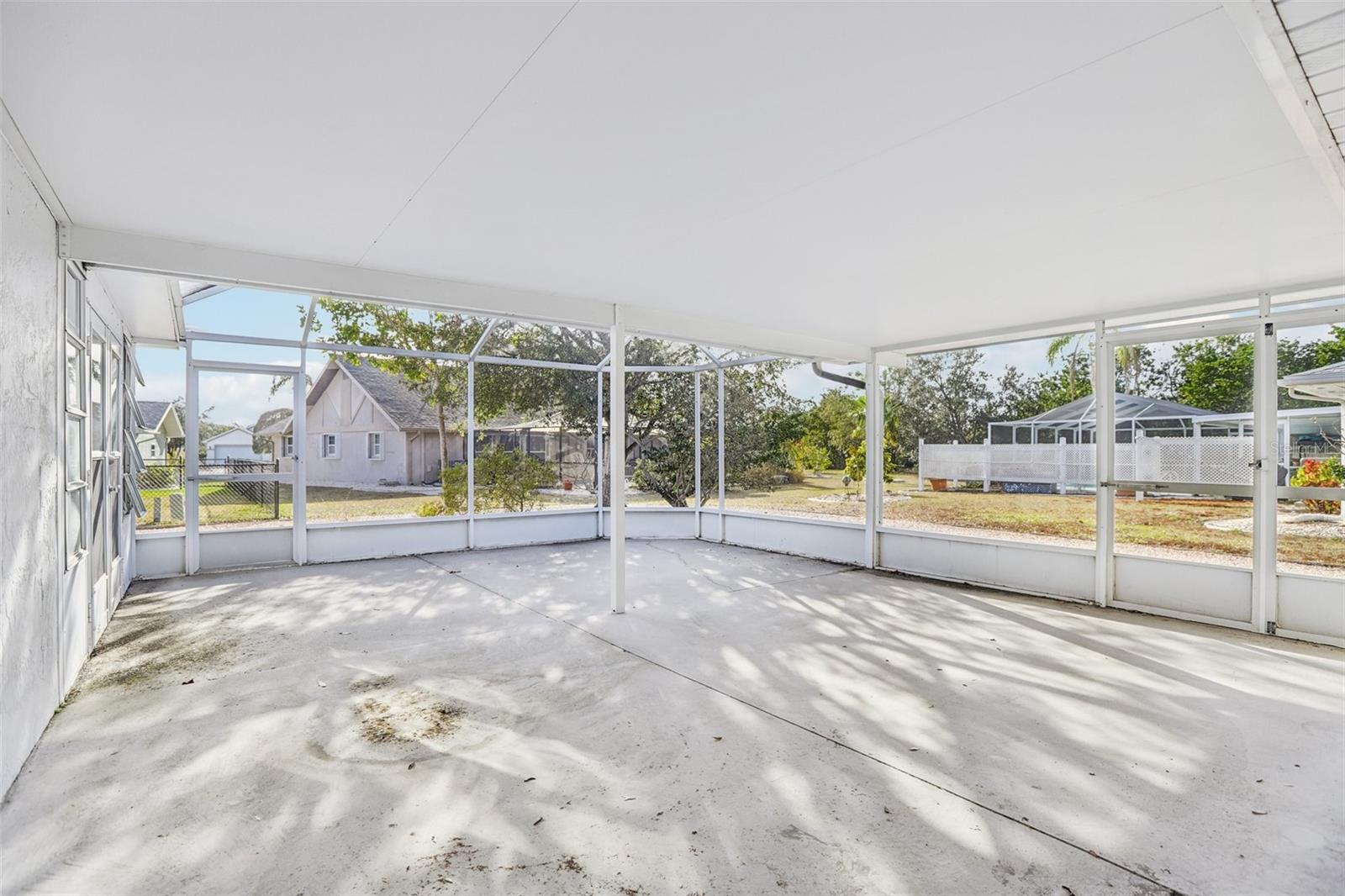 1732 FLAMINGO LN, SUN CITY CENTER, FL, 33573