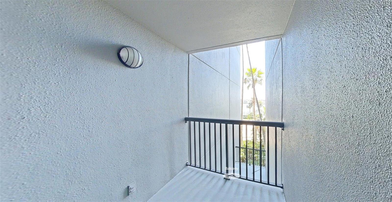 1660 GULF BLVD #307, CLEARWATER BEACH, FL, 33767