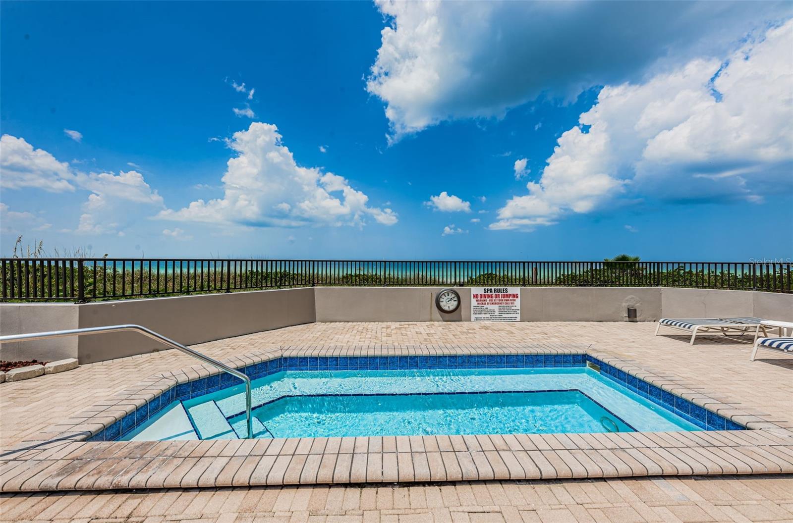 1660 GULF BLVD #307, CLEARWATER BEACH, FL, 33767