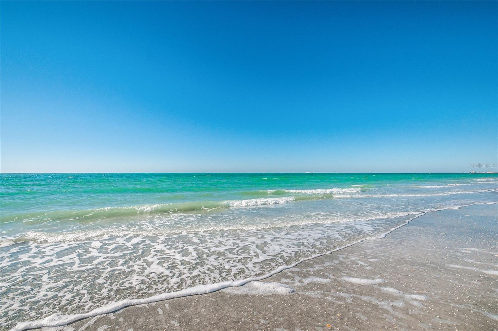 1660 GULF BLVD #307, CLEARWATER BEACH, FL, 33767