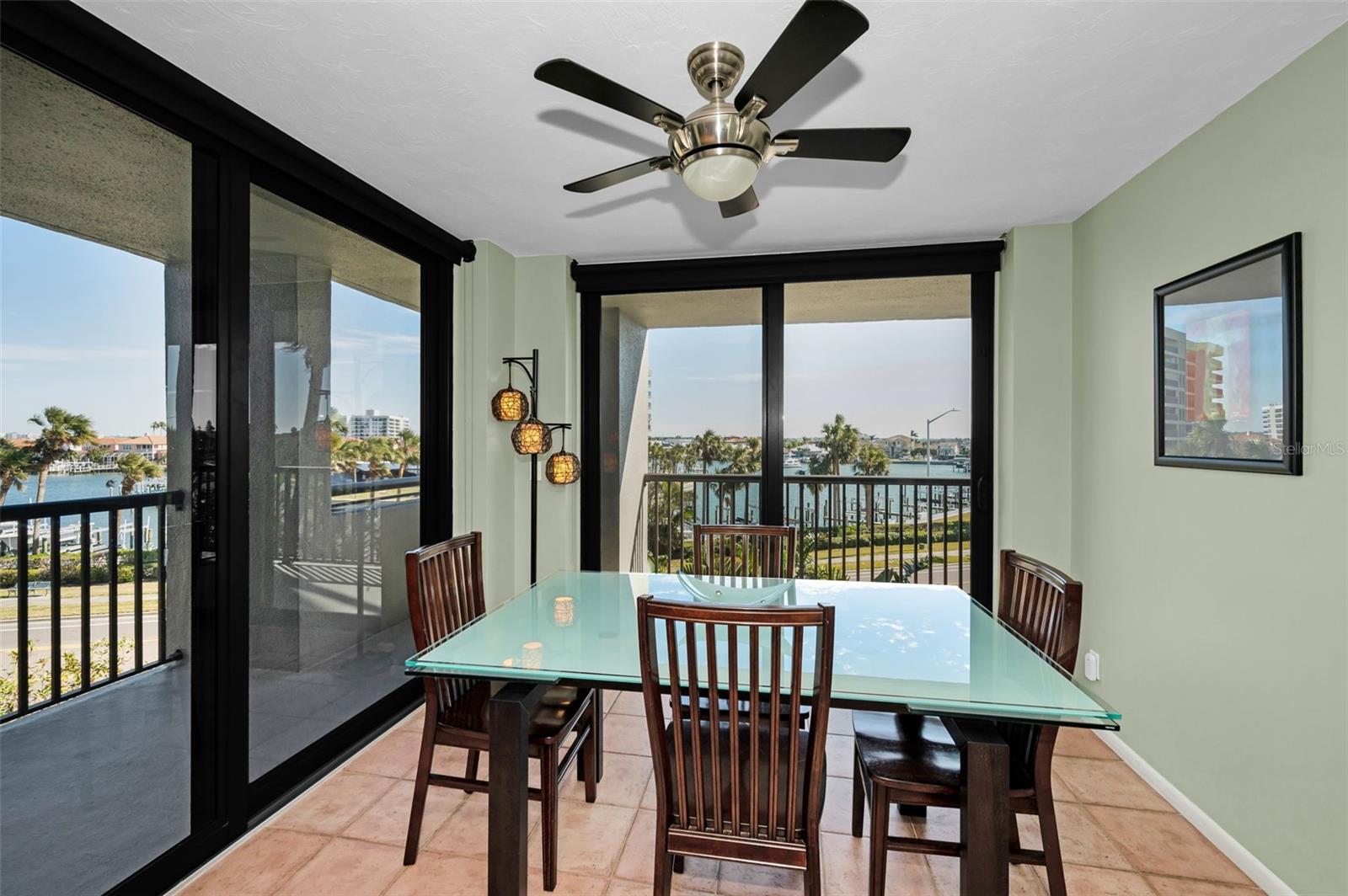 1660 GULF BLVD #307, CLEARWATER BEACH, FL, 33767