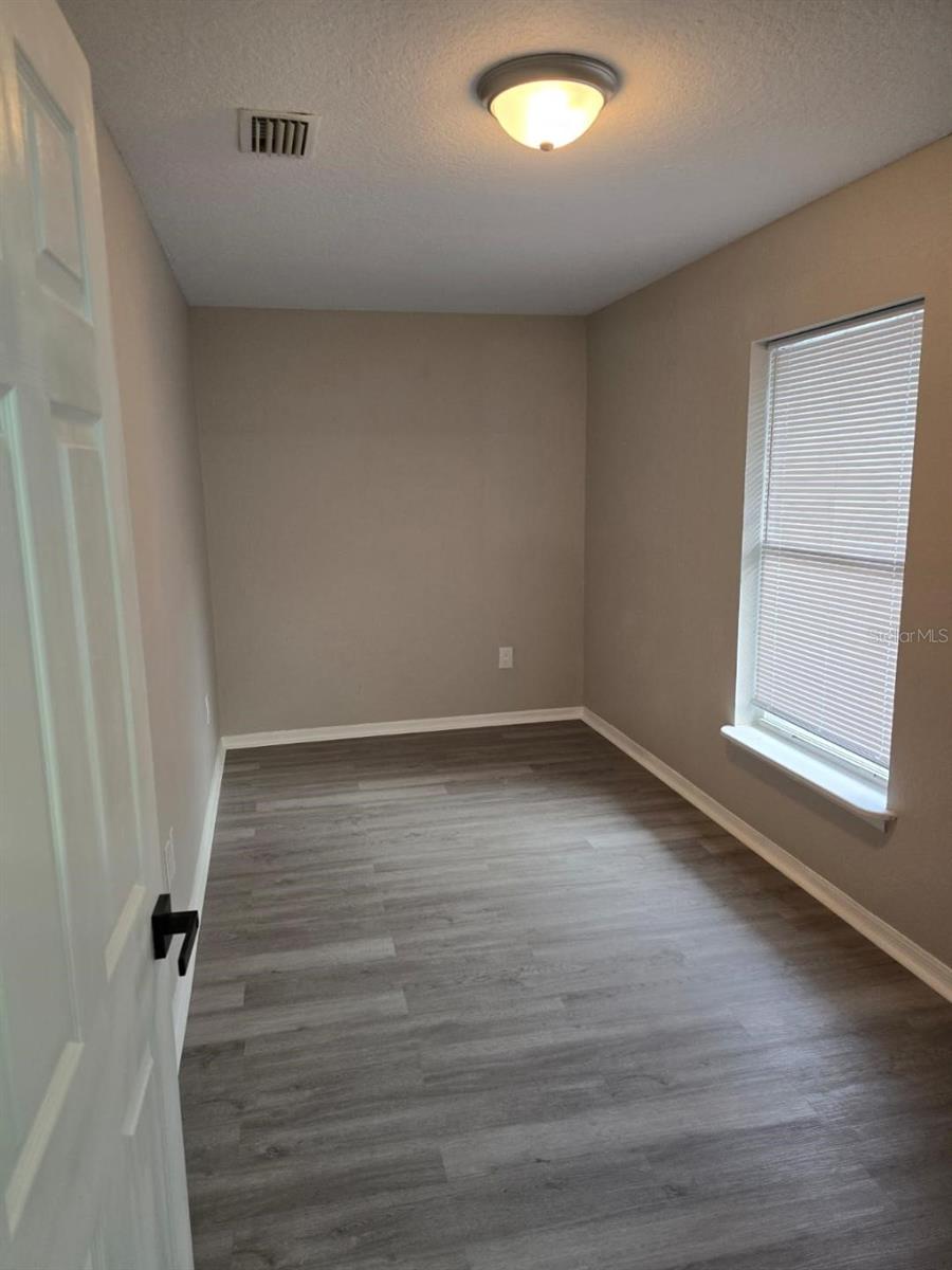 678 HOWEY RD, GROVELAND, FL, 34736