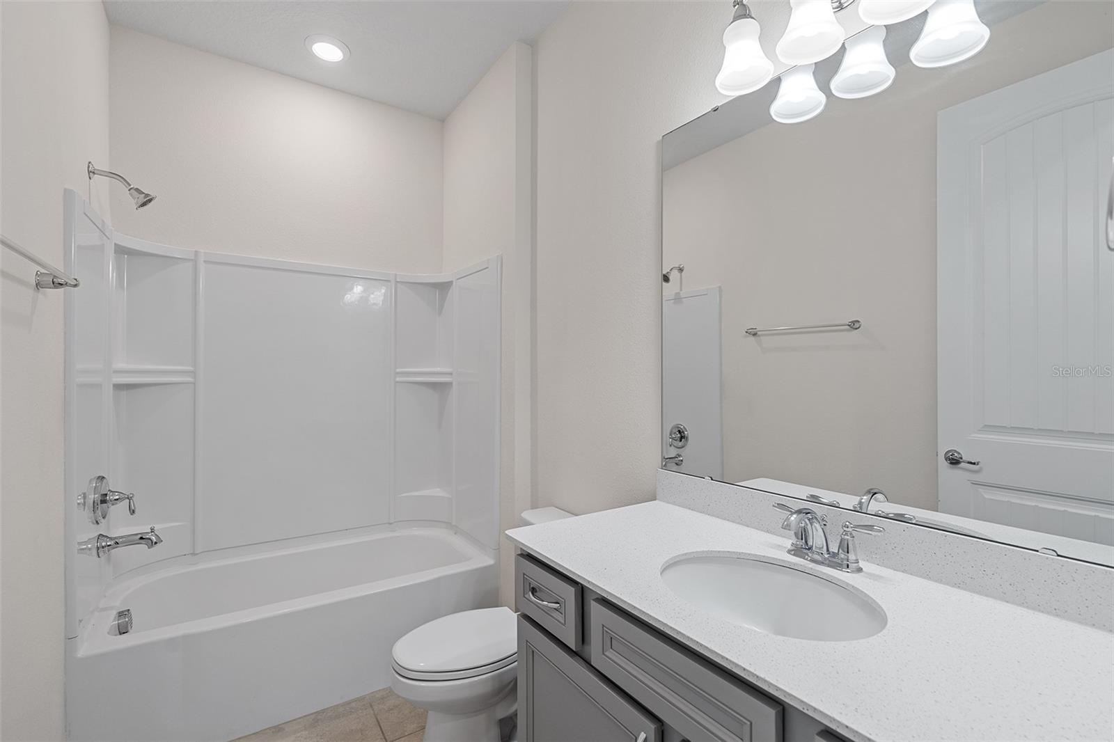 2124 LIVE OAK LAKE RD, ST CLOUD, FL, 34771
