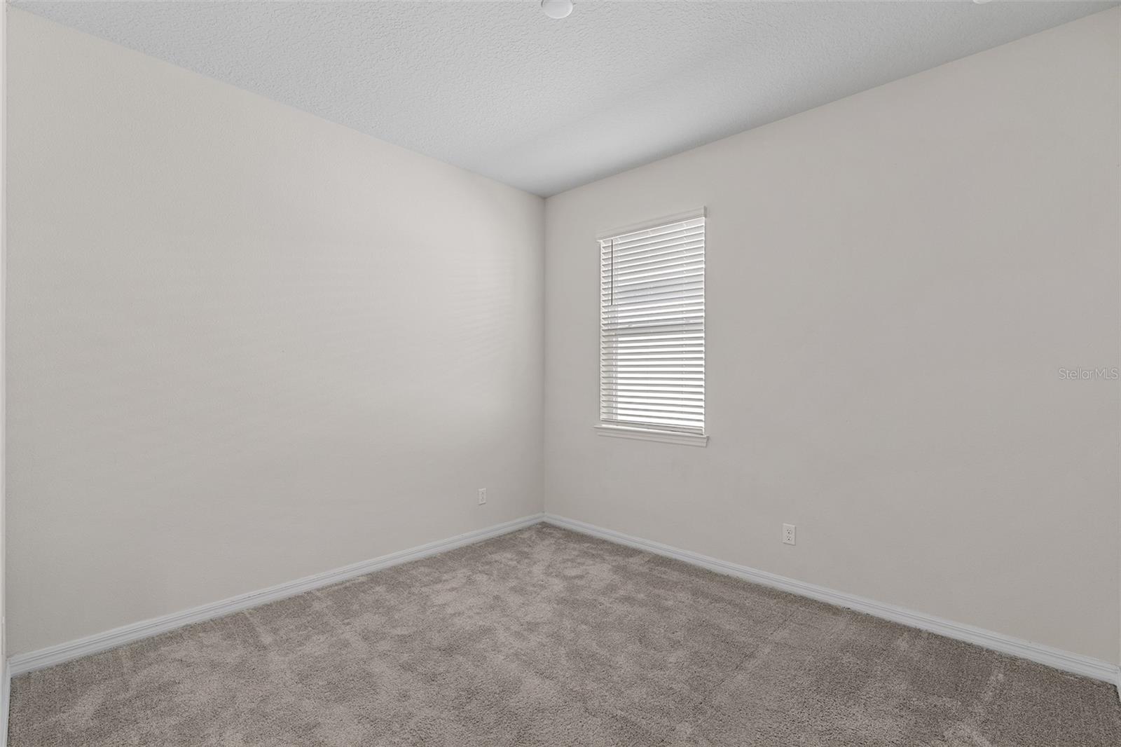 2124 LIVE OAK LAKE RD, ST CLOUD, FL, 34771