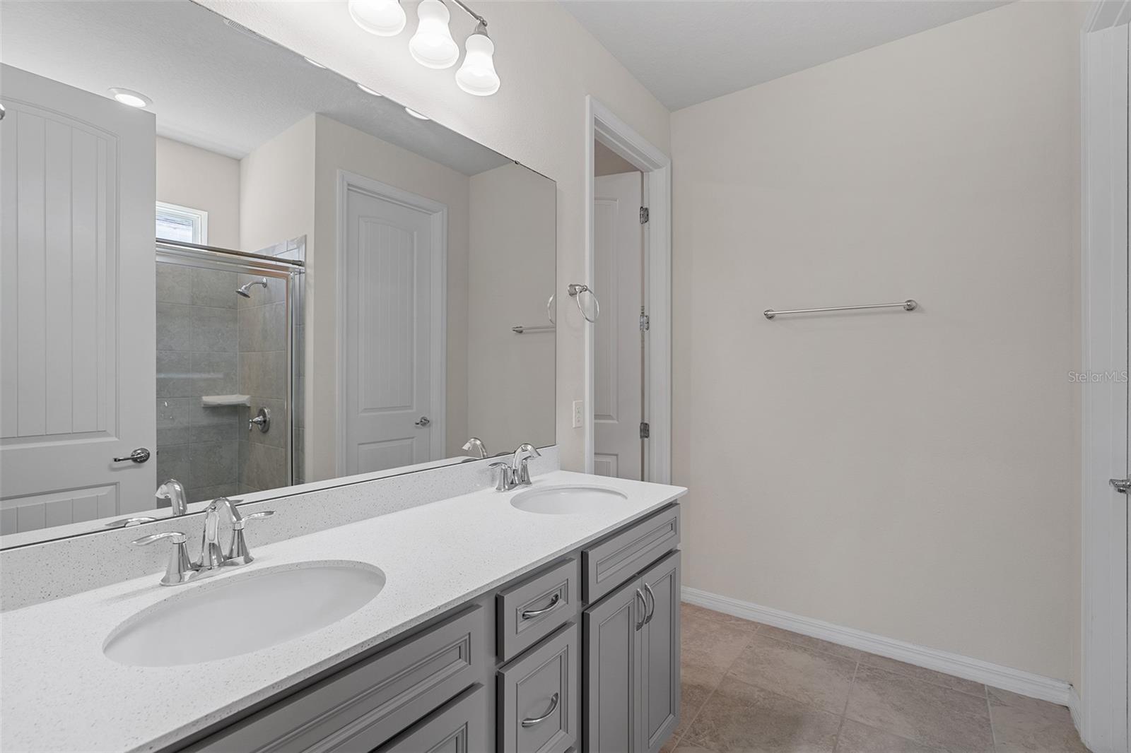 2124 LIVE OAK LAKE RD, ST CLOUD, FL, 34771
