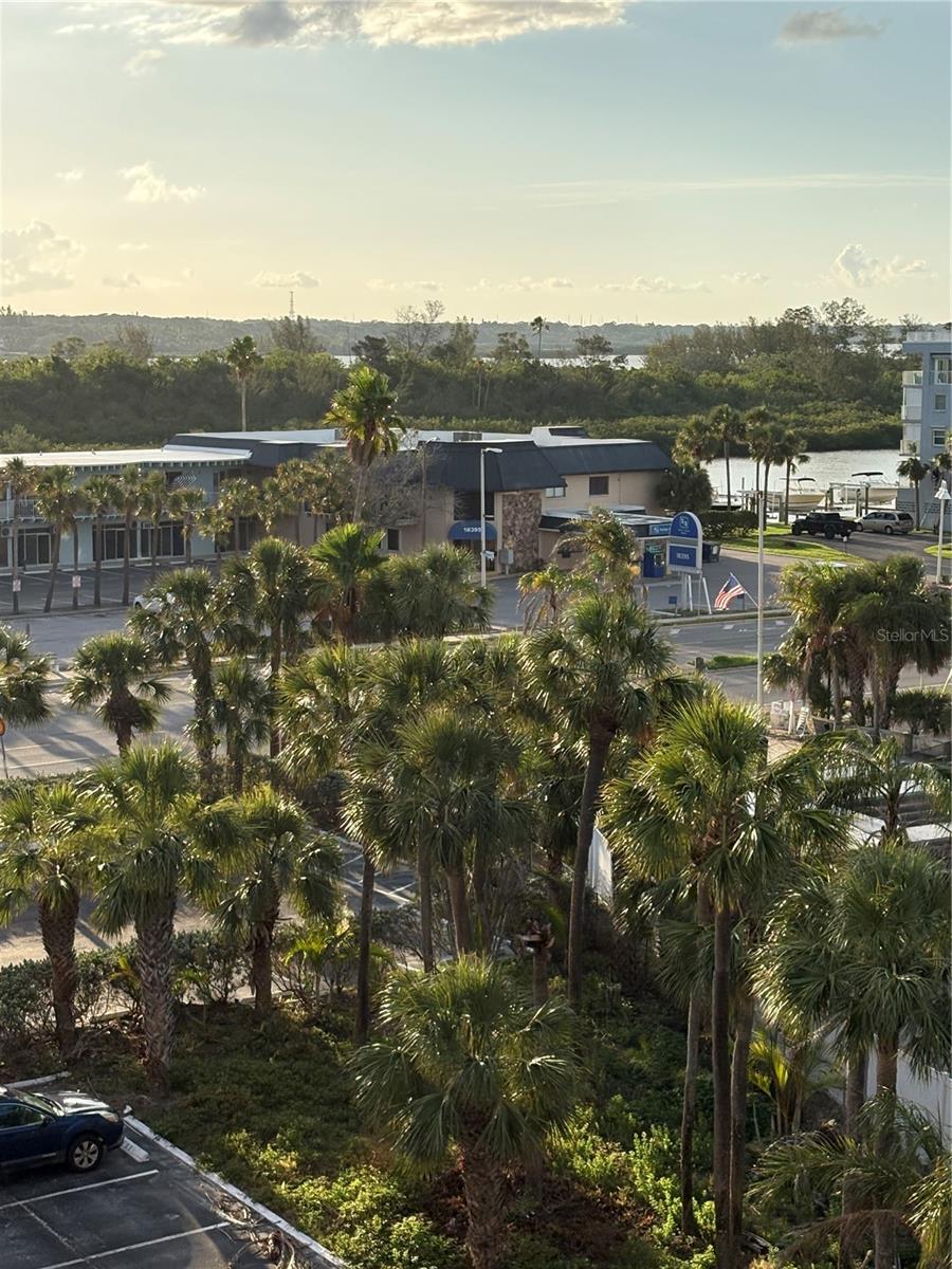 18400 GULF BLVD #1505, INDIAN SHORES, FL, 33785
