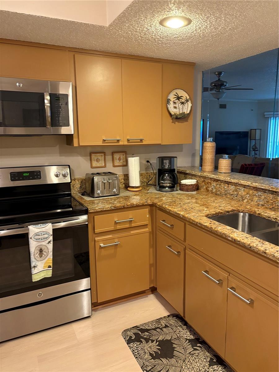 18400 GULF BLVD #1505, INDIAN SHORES, FL, 33785