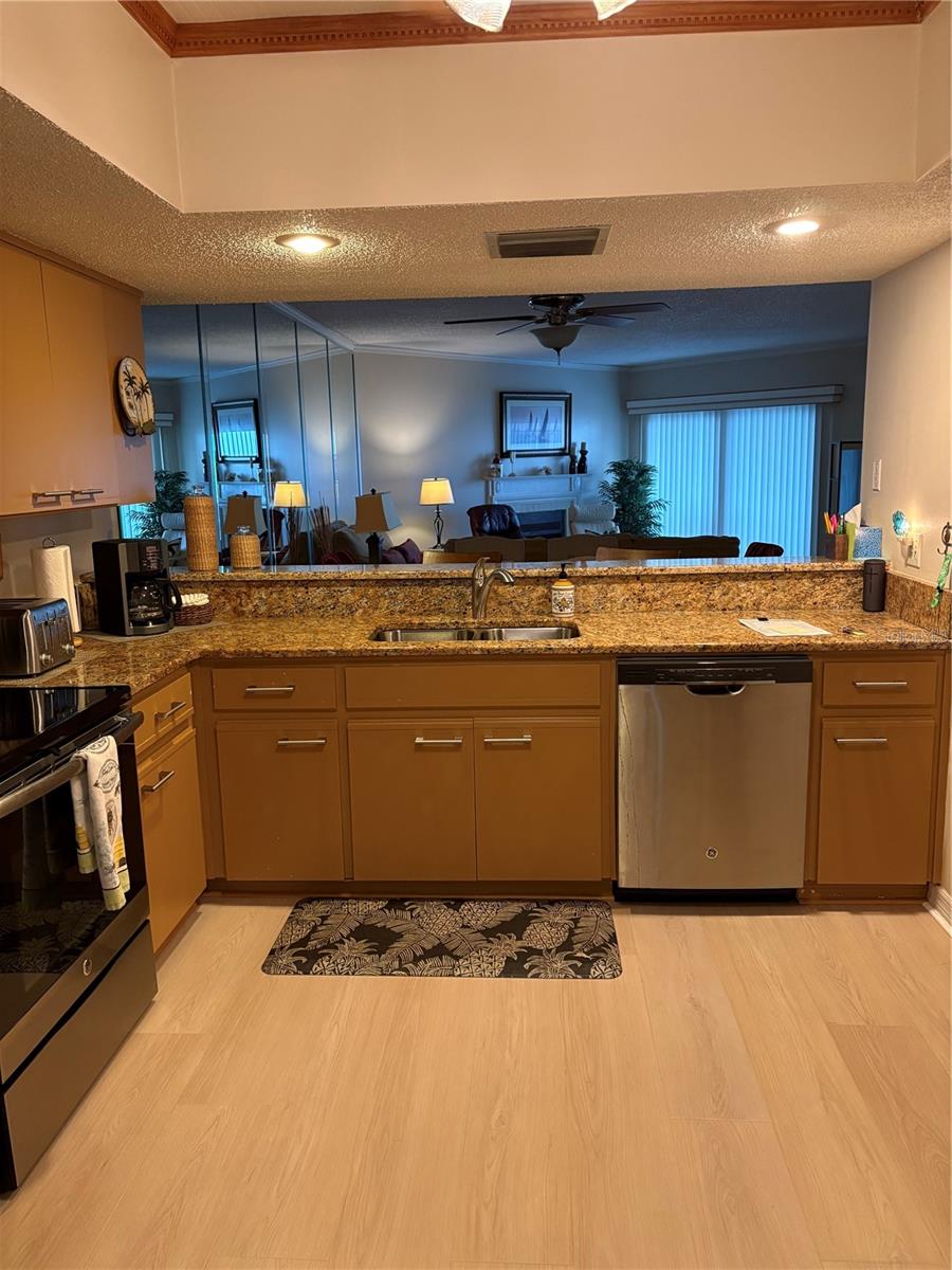 18400 GULF BLVD #1505, INDIAN SHORES, FL, 33785