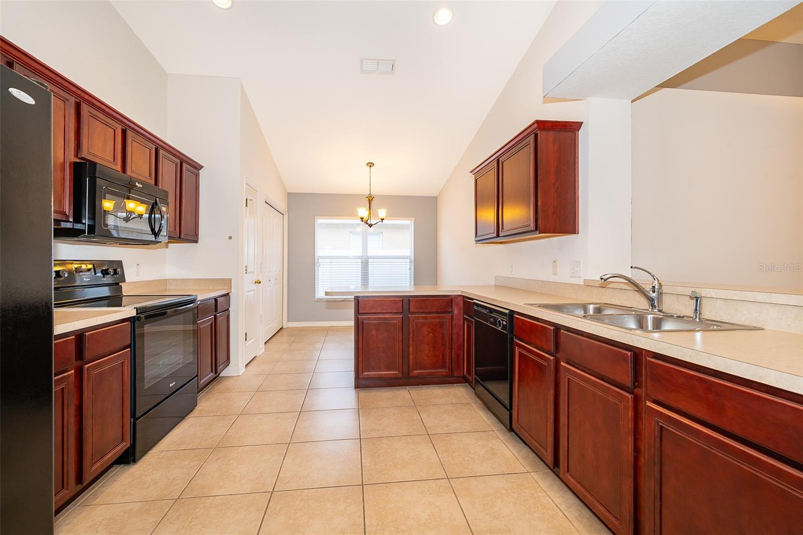 933 TRAMELLS TRL, KISSIMMEE, FL, 34744