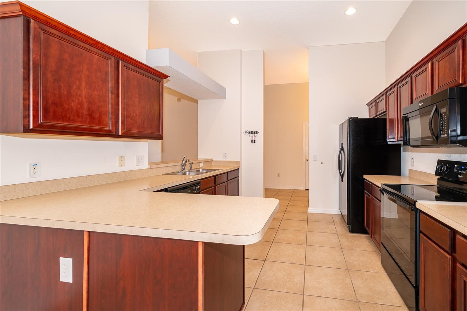 933 TRAMELLS TRL, KISSIMMEE, FL, 34744