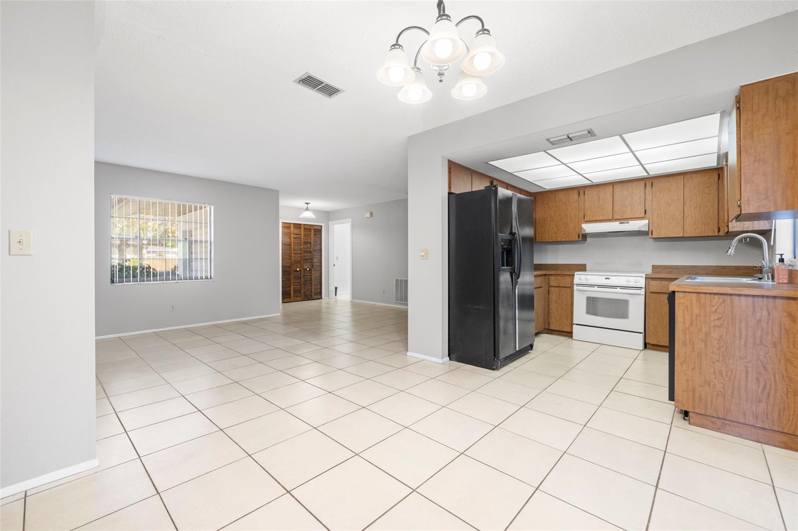 1054 OAKWOOD DR, DUNEDIN, FL, 34698