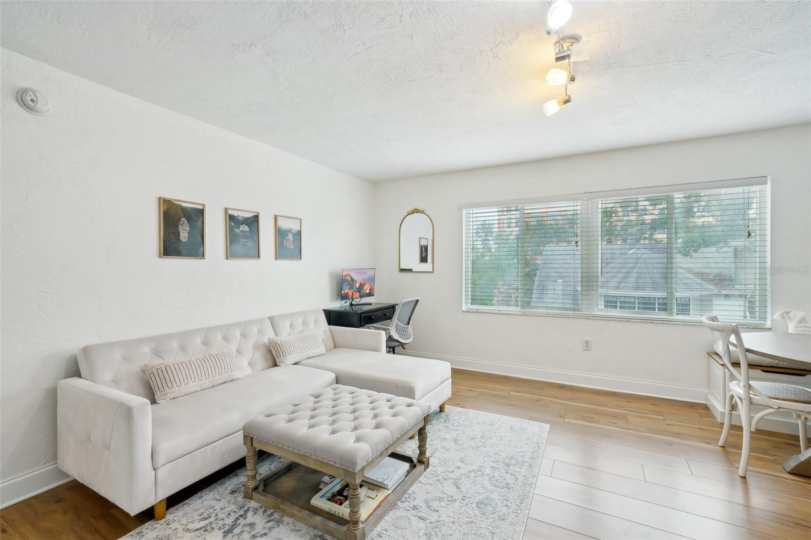 210 5TH AVE S #307, ST PETERSBURG, FL, 33701