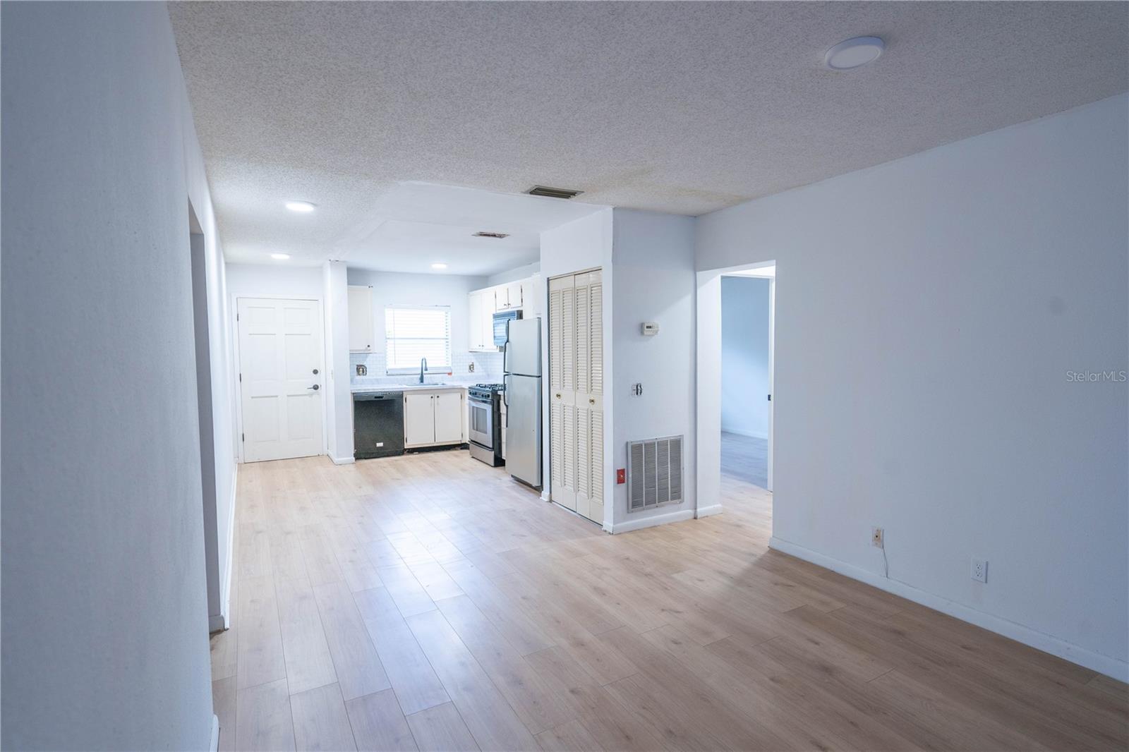 100 EL CAMINO DR #102, WINTER HAVEN, FL, 33884