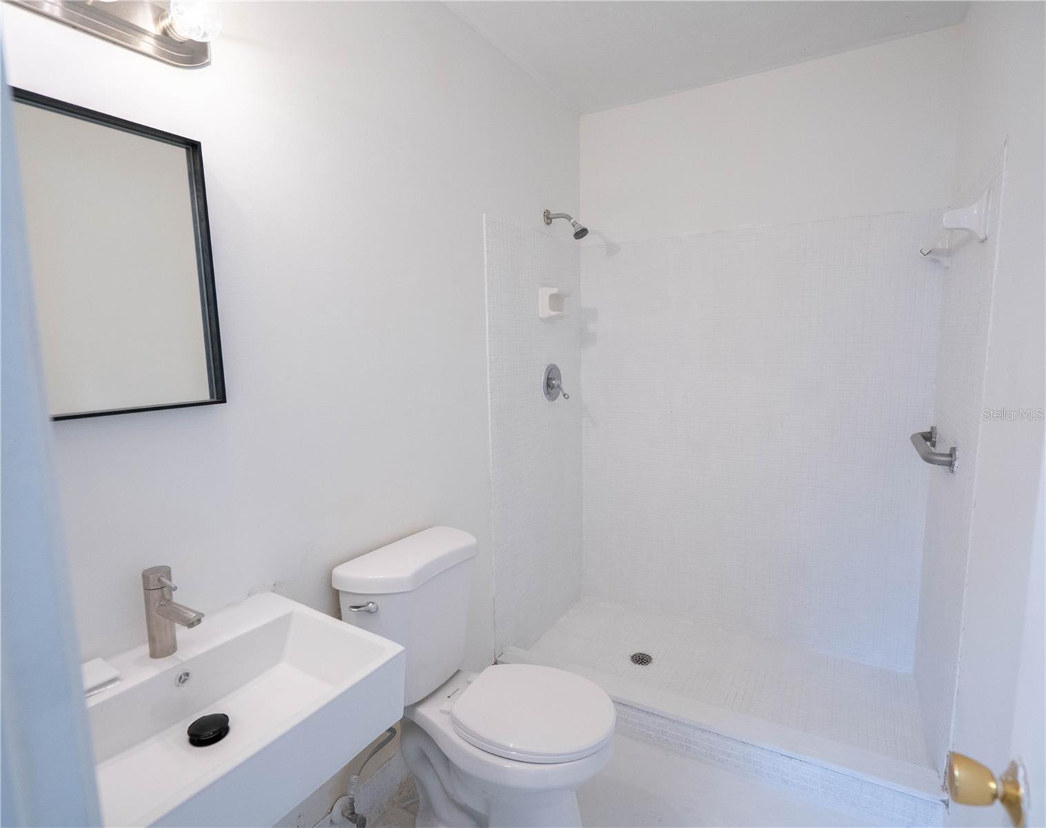 100 EL CAMINO DR #102, WINTER HAVEN, FL, 33884