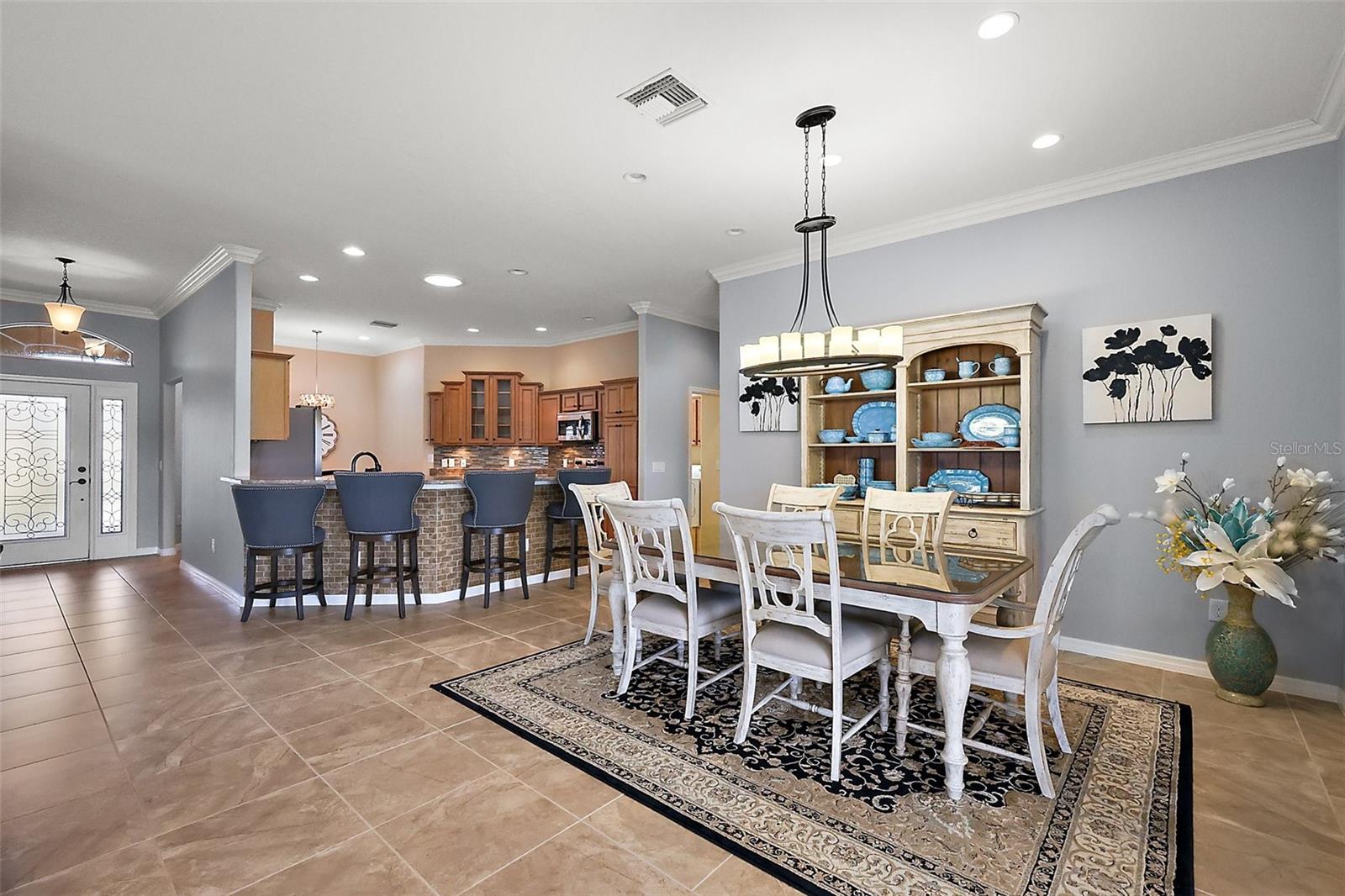 2196 ABBEY WAY, THE VILLAGES, FL, 32162