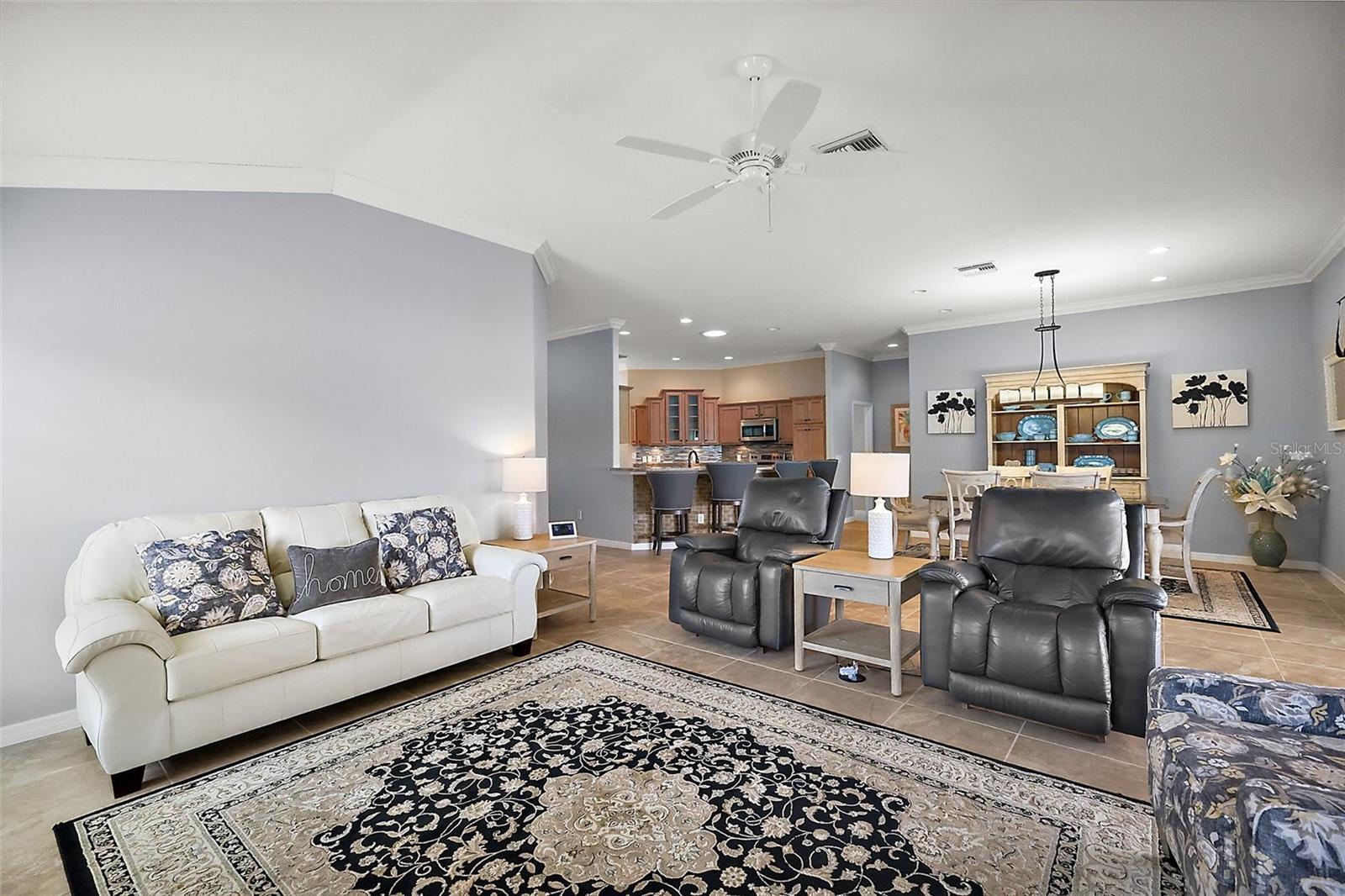 2196 ABBEY WAY, THE VILLAGES, FL, 32162