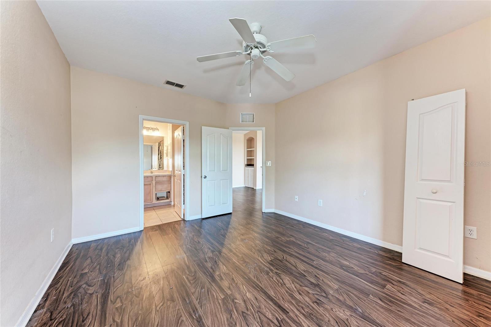 8335 38TH STREET CIR E #303, SARASOTA, FL, 34243