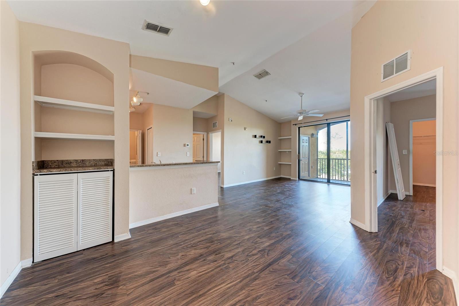 8335 38TH STREET CIR E #303, SARASOTA, FL, 34243