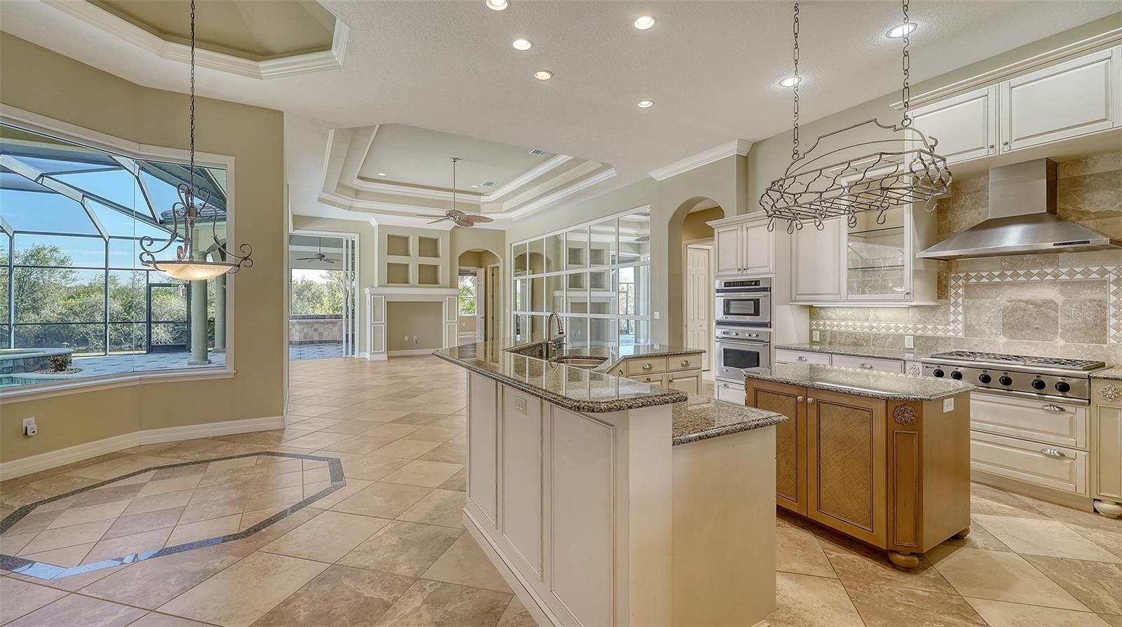 13616 LEGENDS WALK TER, LAKEWOOD RANCH, FL, 34202