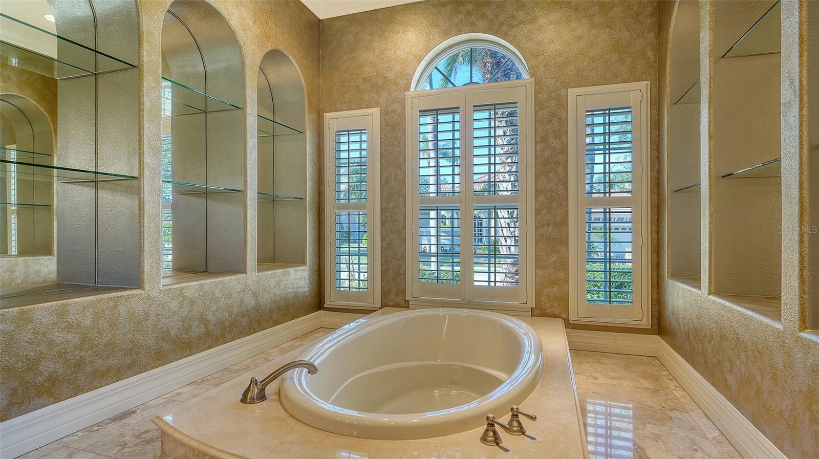13616 LEGENDS WALK TER, LAKEWOOD RANCH, FL, 34202