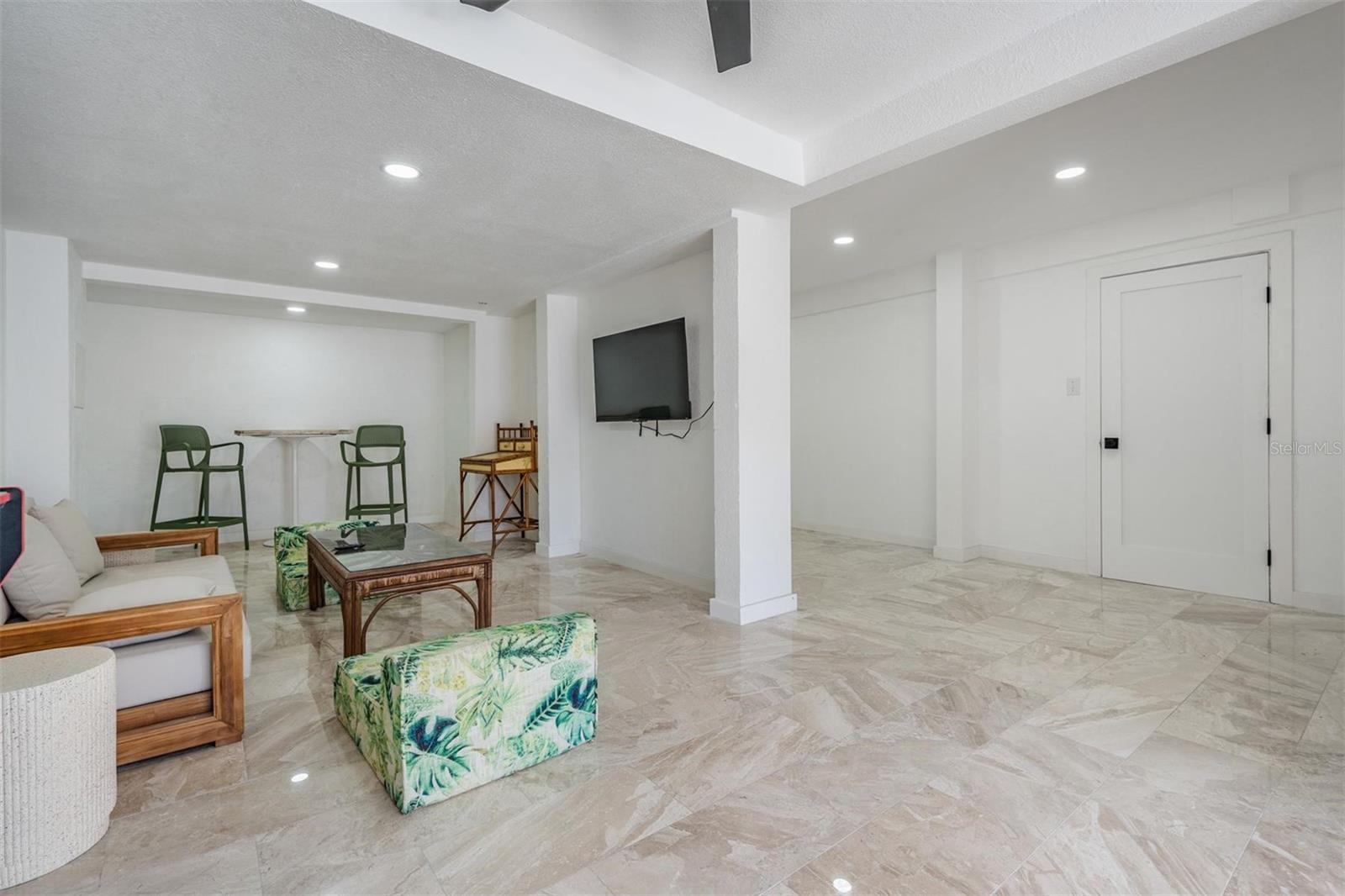 519 LOQUAT DR, ANNA MARIA, FL, 34216