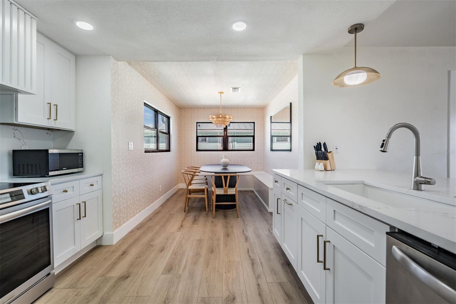 519 LOQUAT DR, ANNA MARIA, FL, 34216