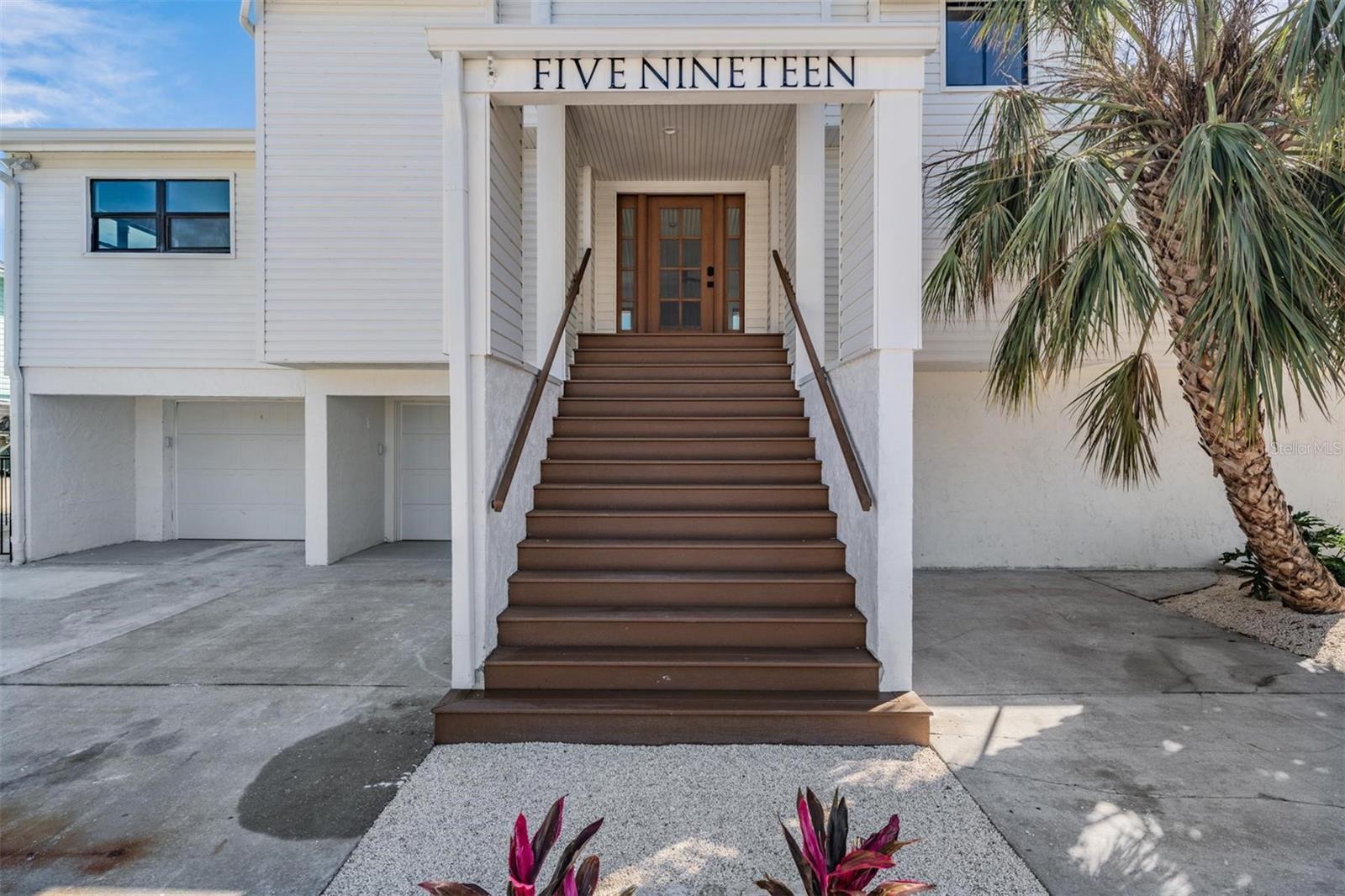 519 LOQUAT DR, ANNA MARIA, FL, 34216